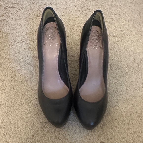 Vince Camuto Black Leather Heels - Picture 4 of 4